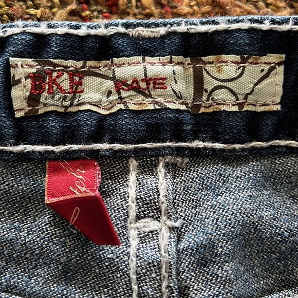 BKE Capris Jeans - Picture 9 of 10